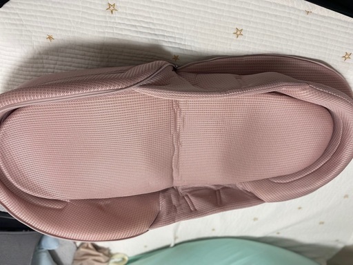 お話中です　美品⭐︎ネオママイズム　ベビーベッド