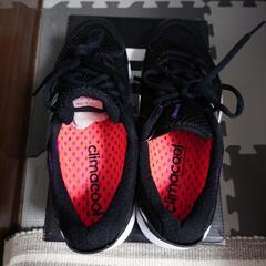アディダス【新品】スニーカー23.5cm　adidas CC X-Trainerの画像