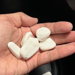 白玉石　約1.6kgの画像