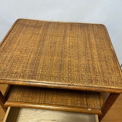 受け渡し中:藤 サイドテーブルの画像