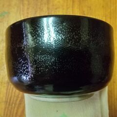 新品未使用　茶碗　艶黒　銘が読み取れませんの画像