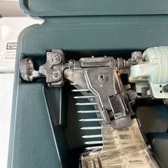 S3773　HITACHI　日立　NV 50AG　ピストンリング式　50㎜　エアー工具　動作確認済み　送料A　札幌　倉庫型リサイクルれおの画像
