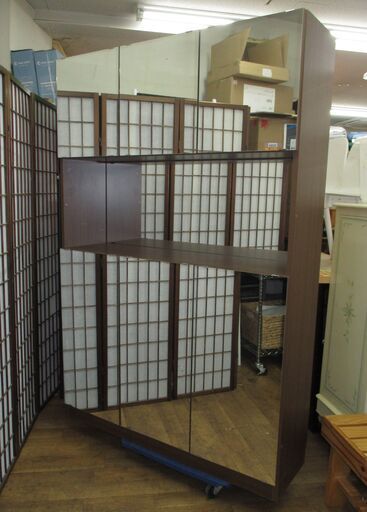 ジモティー限定価格！R224 国産（有）ライジング 製 全フロントミラーシューズボックス、40足収納可 幅119cm Used