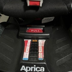 aprica ISOFIX リクライニング　シェード付きの画像