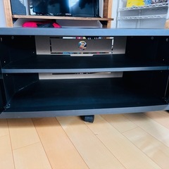 テレビボードの画像