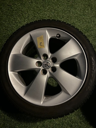 215/45/17プリウス純正ホイール17インチ