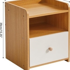 ナイトテーブル
の画像