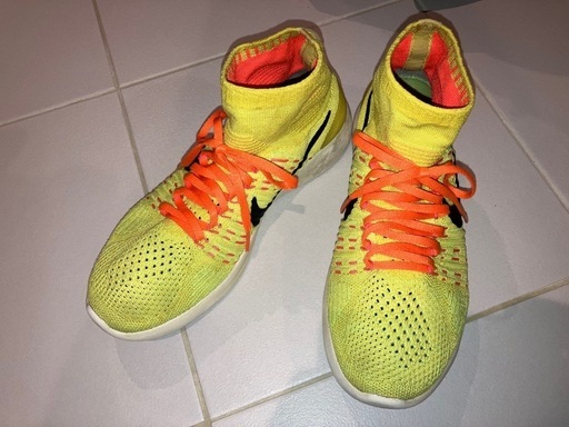 NIKE　ルナエピック フライニット 黄オレンジ 24cm