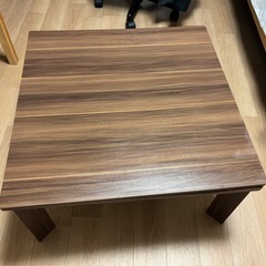 正方形こたつの画像