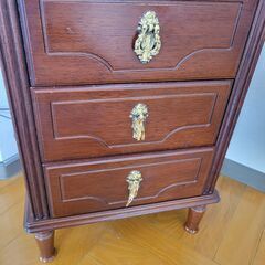 サイドチェスト（修理必要）の画像