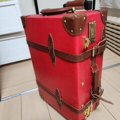 アンティーク調のキャリーケース セットの画像