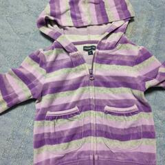 肌寒いこの時期大活躍　ベビーGAPパーカー