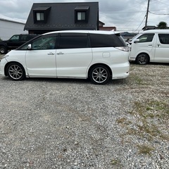 Toyota Estima一回払いです，良かったらそのまま乗って帰れますの画像