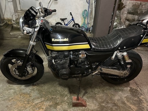 R8.11車検満タン　Z750GP