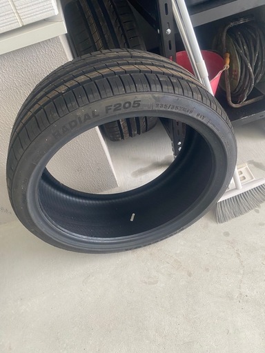 新品未使用　　タイヤ　2つ　19インチ