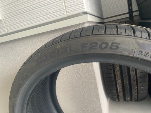 新品未使用　　タイヤ　2つ　19インチ　　