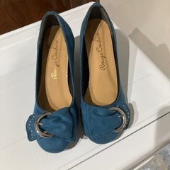 ほぼ新品のパンプス
