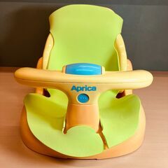 アップリカのバスチェアの画像