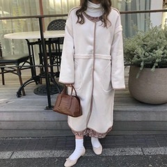 mellowneon ラテパイピングコートの画像