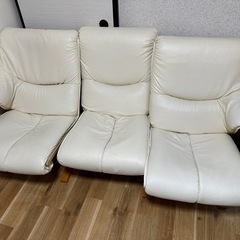 カリモク　ソファ　分離可