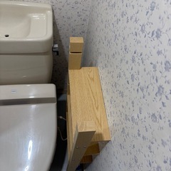 スリムなマンガ棚の画像