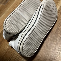 a.v.vのハイカットスニーカー　レディース　23センチの画像