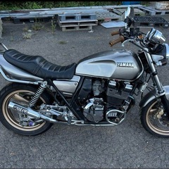 XJR400