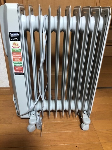 年末年始期間お値下げ‼️デロンギ　　オイルヒーター✨　7000円