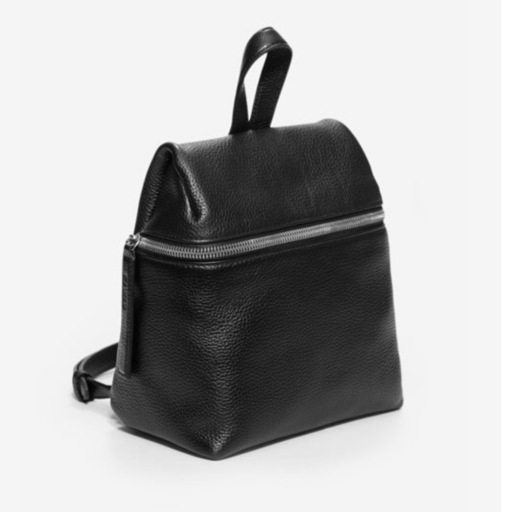 新品同様✨ KARA ブラックレザー バックパック