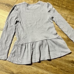 女の子　トップス　120の画像