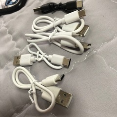 タイプcケーブル5本あります。