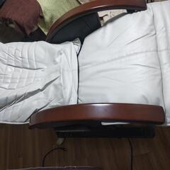 サロン用フェイシャルベッドの画像