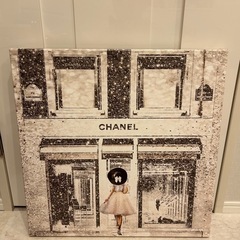Oliver Gal CHANEL シャネルQueen of the Storeの画像