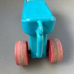 people ピープル　公園レーサー 足けり　三輪車　キッズミニバイクの画像