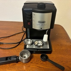 デロンギ　エスプレッソ、カプチーノメーカー