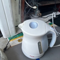 T fal 電気ポットの画像