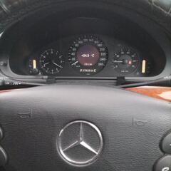 ベンツw211後期型E250の画像