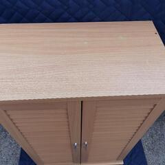 20日本日中に連絡なければ処分！下駄箱　の画像