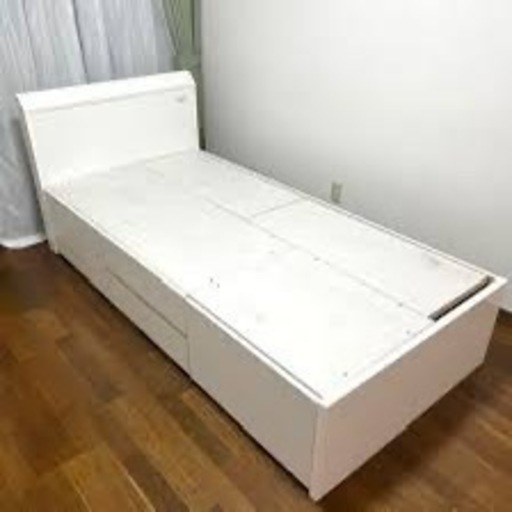 【10\\26までに受け渡し可能な方、お値下げ交渉大歓迎】ニトリ　ベッドフレーム