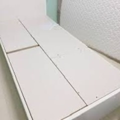 【10\26までに受け渡し可能な方、お値下げ交渉大歓迎】ニトリ　ベッドフレームの画像