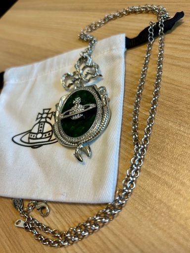 【保存袋付き　ほぼ未使用】Vivienne Westwood ネックレス