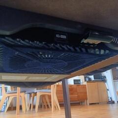 木目調のオシャレなコタツの画像