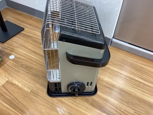 【取りに来られる方限定！！】Iwatani カセットガスストーブ　2020年製