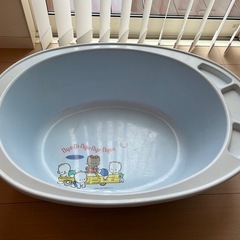 ベビーバス　ニャニィニュニェニョン