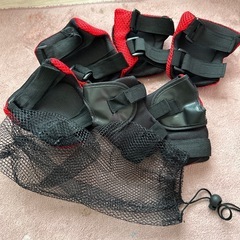 新品未使用　プロテクターの画像