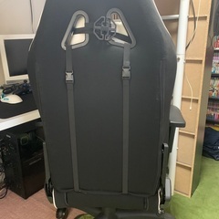 AKRacing ゲーミングチェアの画像