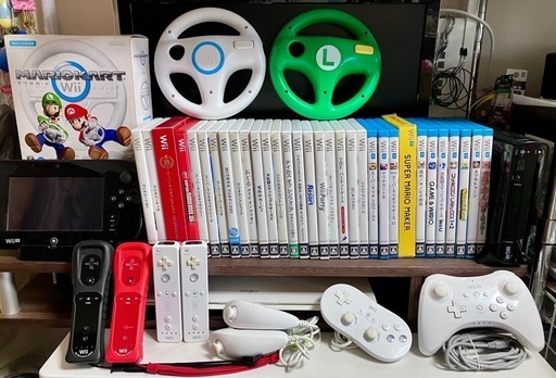【取引成立】中古wiiU本体　ソフト38本セット　周辺機器多数　超お得！マリオ系多数あり！
