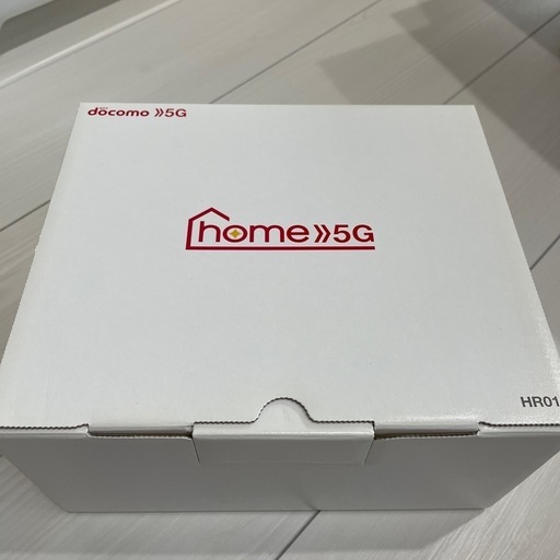 【美品】docomoホームルーター・docomo  5G HR02 [ダークグレー]