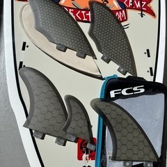 サンタクルーズ　SantaCruz Ozzie 5.8 軽量　フルセット、キールツインフィン、ツイン＋スタビフィン、美品格安激安サーフボードの画像