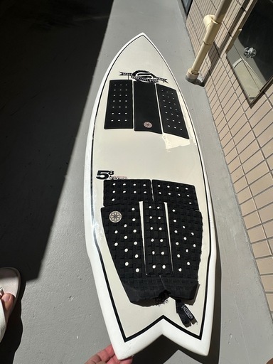 サンタクルーズ　SantaCruz Ozzie 5.8 軽量　フルセット、キールツインフィン、ツイン＋スタビフィン、美品格安激安サーフ